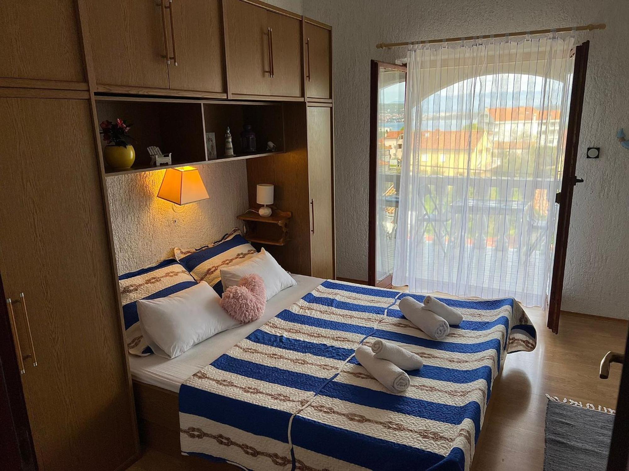 Apartments Dora And Tonka Krk Porat  Εξωτερικό φωτογραφία