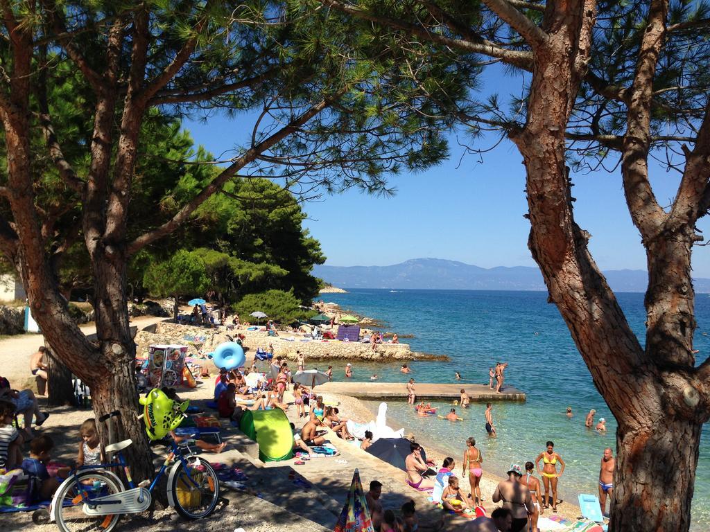Apartments Dora And Tonka Krk Porat  Εξωτερικό φωτογραφία