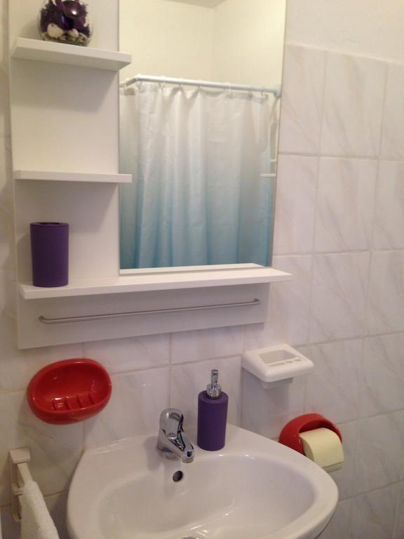 Apartments Dora And Tonka Krk Porat  Εξωτερικό φωτογραφία