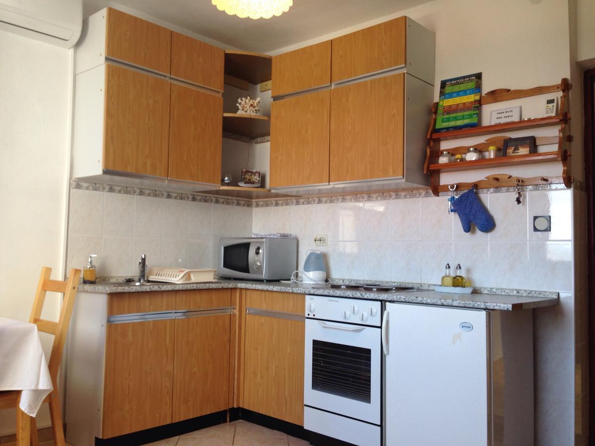 Apartments Dora And Tonka Krk Porat  Εξωτερικό φωτογραφία