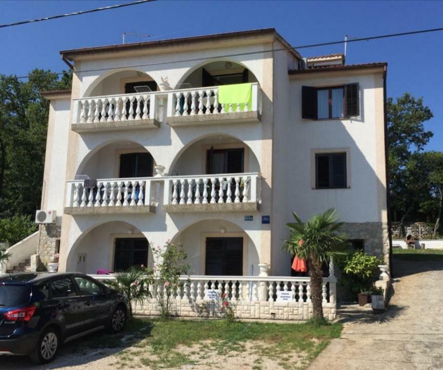 Apartments Dora And Tonka Krk Porat  Εξωτερικό φωτογραφία